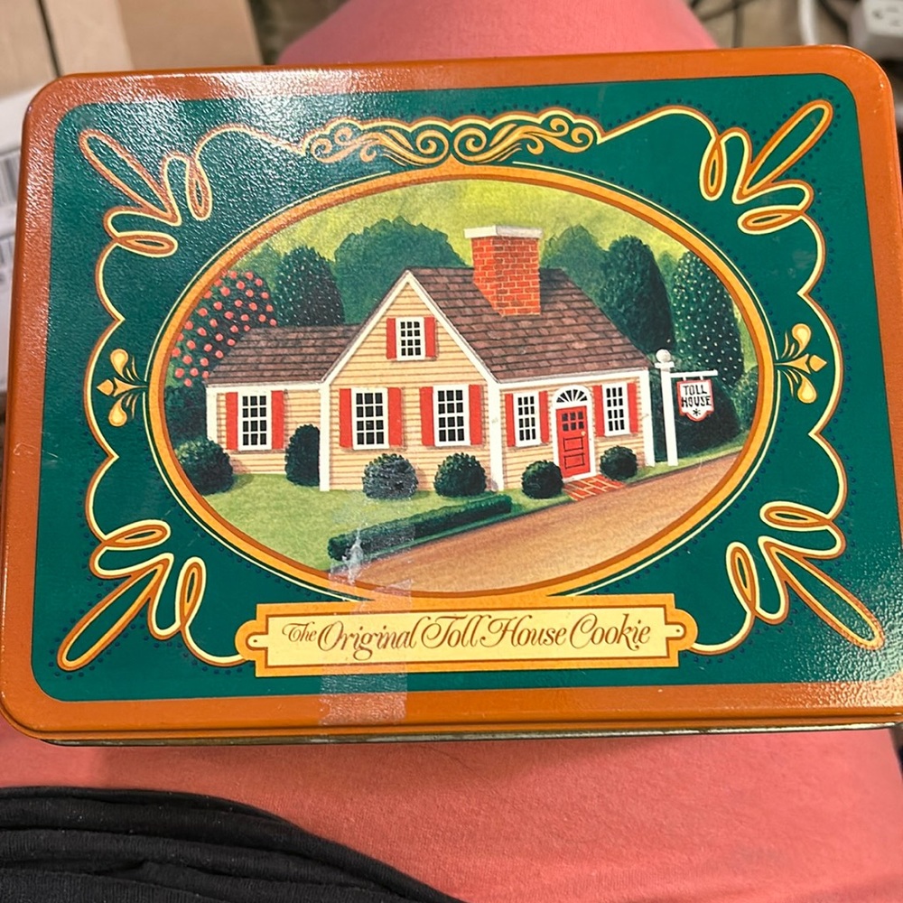 The original Toll House Cookie tin approximately 6x8x2.5